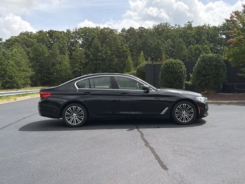 Used 2019 BMW 530i w/ Premium Package RWD image 5