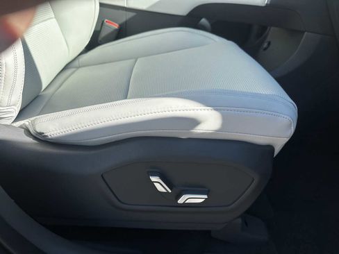 New 2026 Hyundai Santa Fe Calligraphy FWD image 31