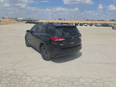 Used 2024 Chevrolet Equinox RS FWD image 5