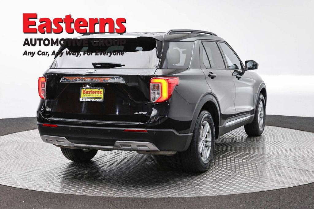 Used 2022 Ford Explorer XLT w/ Equipment Group 202A AWD/4WD image 7