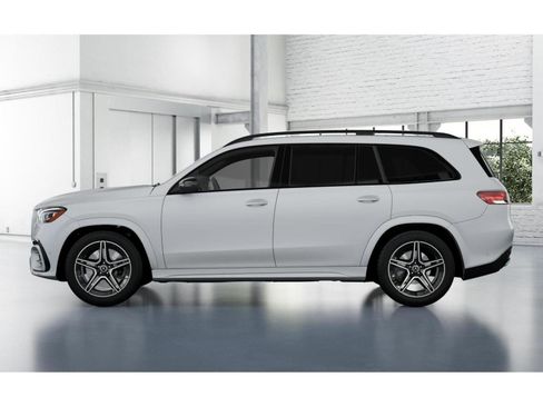 New 2026 Mercedes-Benz GLS 450 4MATIC image 35