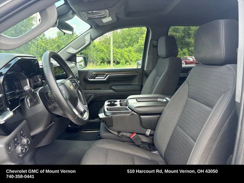 Used 2023 Chevrolet Silverado 1500 LT AWD/4WD image 11