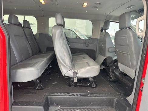 Used 2018 Ford Transit 150 XL image 22