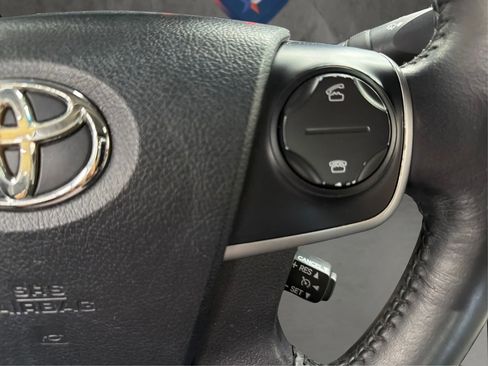 Used 2013 Toyota Camry XLE FWD image 22