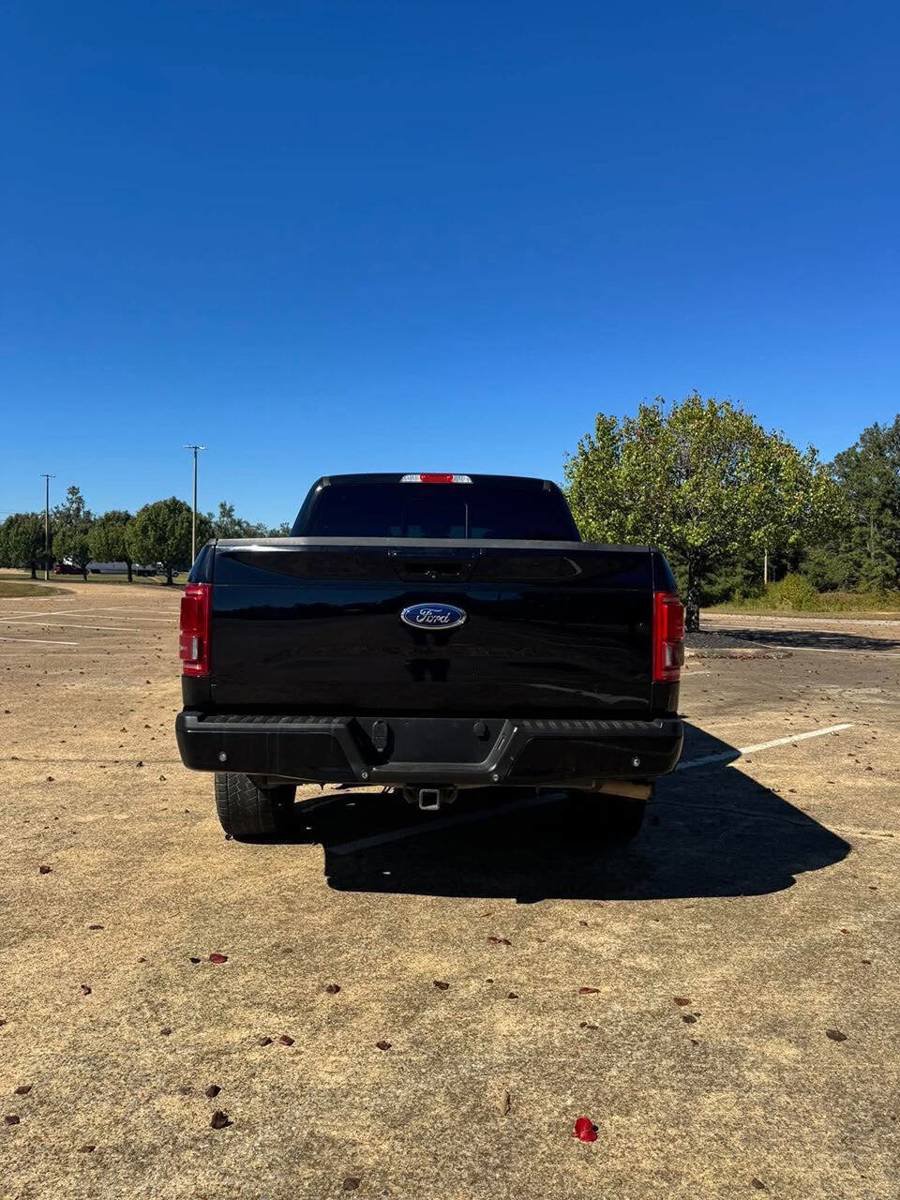 Used 2017 Ford F150 Lariat w/ Equipment Group 502A Luxury AWD/4WD image 5