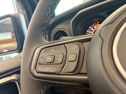 New 2026 Jeep Wrangler Unlimited Rubicon image 17