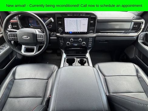 Used 2023 Ford F450 Lariat w/ Lariat Ultimate Package AWD/4WD image 4
