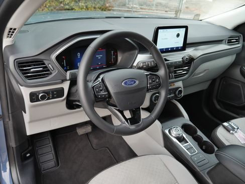 Certified 2023 Ford Escape Active image 4
