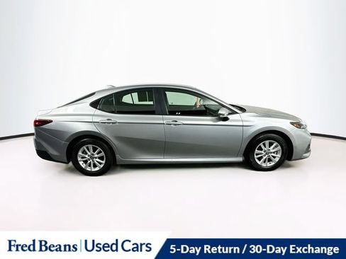 Used 2026 Toyota Camry LE AWD/4WD image 11