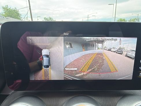 Used 2021 Mercedes-Benz GLC 300 4MATIC Coupe image 21