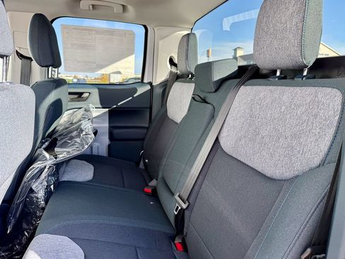 New 2025 Ford Maverick XLT w/ XLT Luxury Package FWD image 11