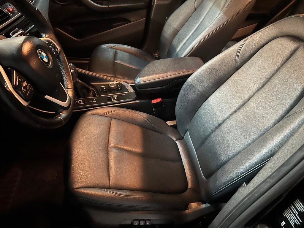 Used 2018 BMW X1 xDrive28i AWD/4WD image 17