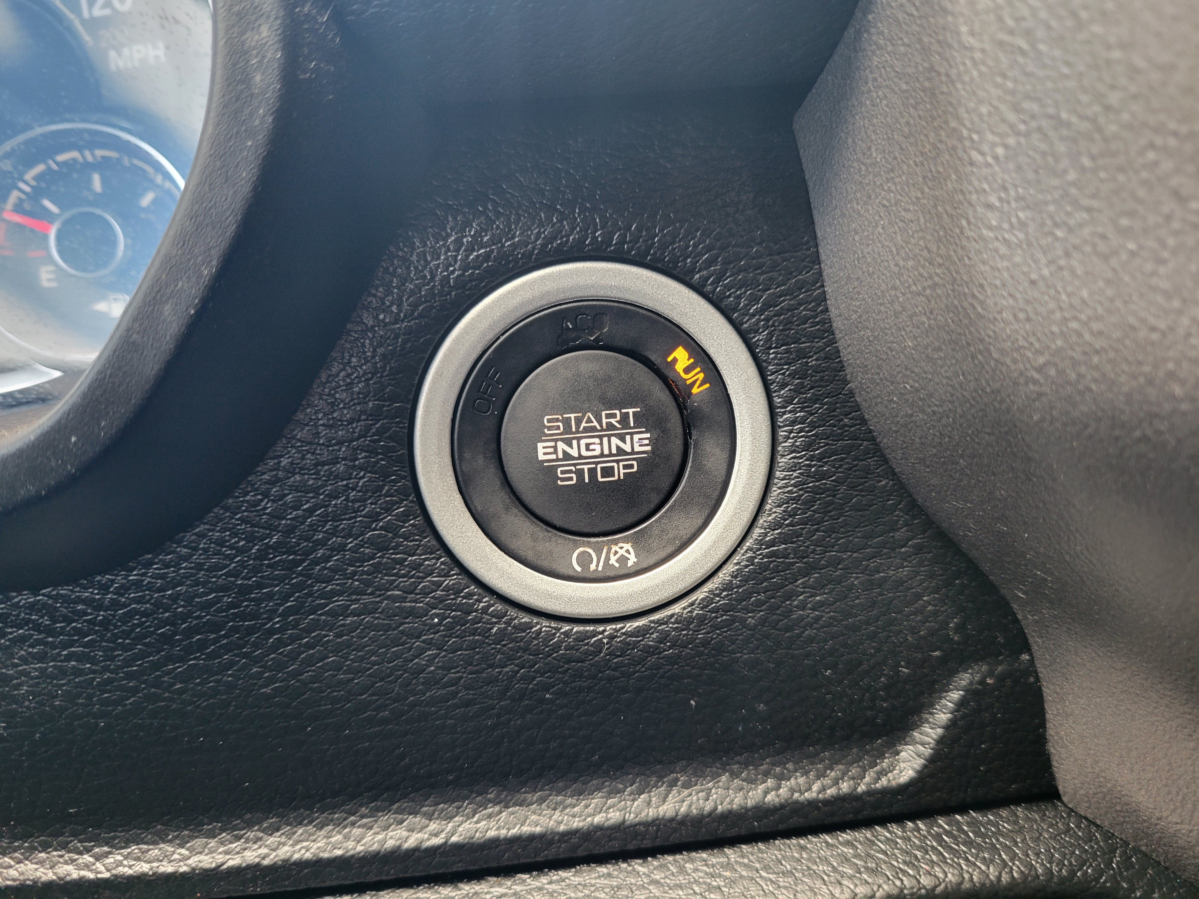 Used 2021 RAM 1500 Laramie w/ Sport Appearance Package AWD/4WD image 24