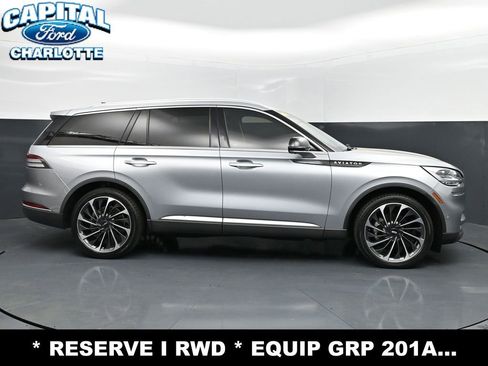 Used 2023 Lincoln Aviator Reserve w/ Equipment Group 201A RWD image 30