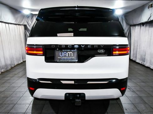 Used 2023 Land Rover Discovery S R-Dynamic image 5