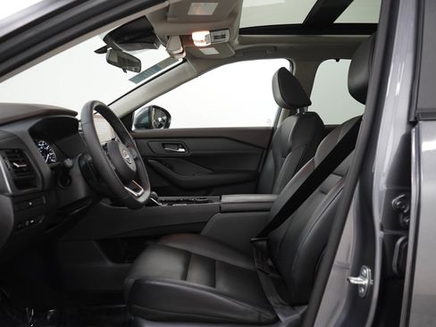 Used 2023 Nissan Rogue SV w/ SV Premium B Package AWD/4WD image 22