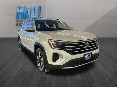 New 2026 Volkswagen Atlas SE image 6