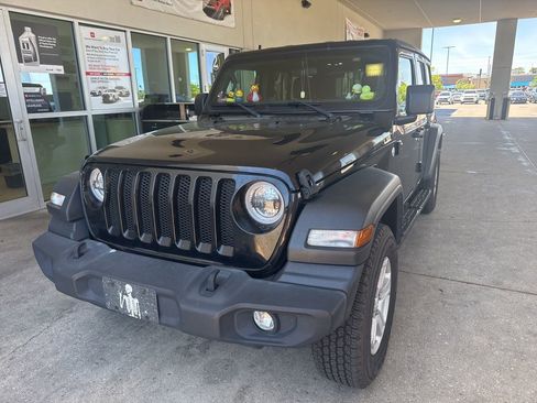 Used 2020 Jeep Wrangler Unlimited Sport S AWD/4WD image 1