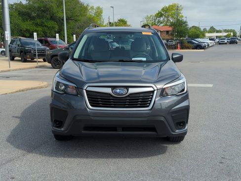 Used 2021 Subaru Forester AWD/4WD image 10
