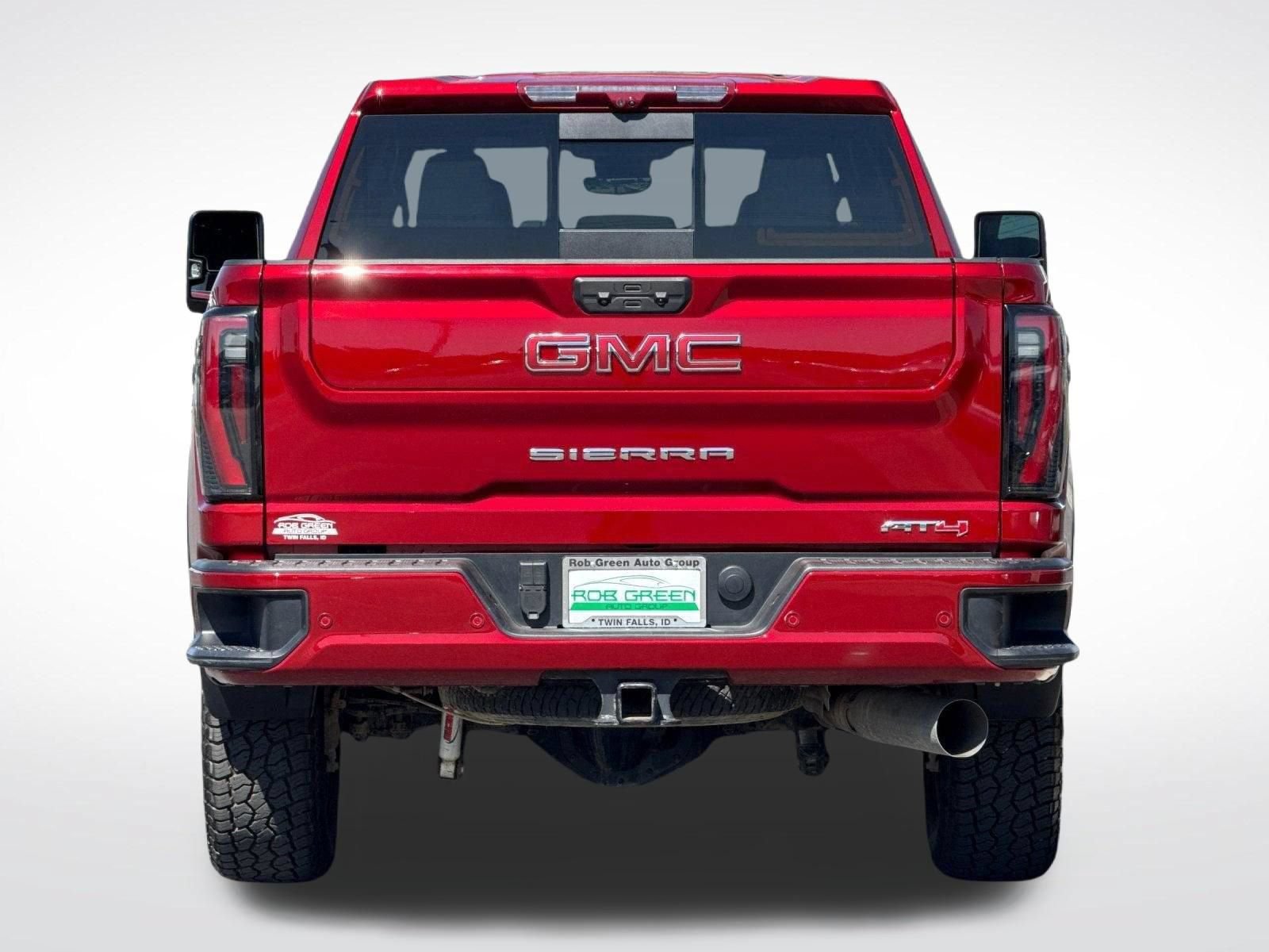 Used 2025 GMC Sierra 2500 AT4 w/ Technology Package AWD/4WD image 4