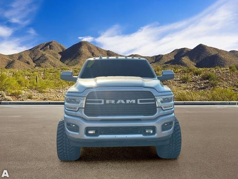 Used 2019 RAM 2500 Laramie AWD/4WD image 4