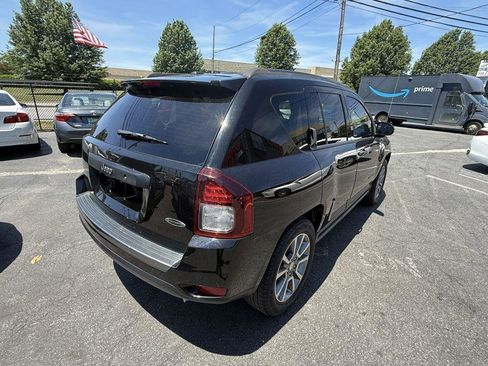 Used 2017 Jeep Compass Sport FWD image 5