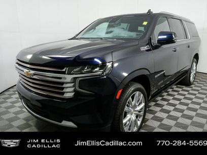 Used 2023 Chevrolet Suburban High Country w/ Premium Package 2
