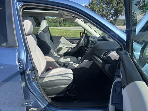 Used 2021 Subaru Forester Premium AWD/4WD image 26