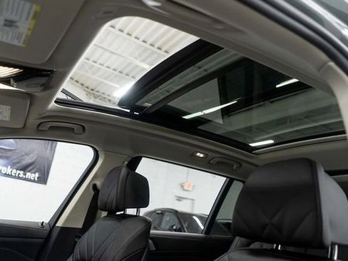 Used 2024 BMW X7 xDrive40i image 7