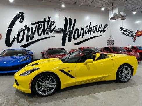 Used 2018 Chevrolet Corvette Stingray Convertible w/ 3LT Preferred Equipment Group image 28