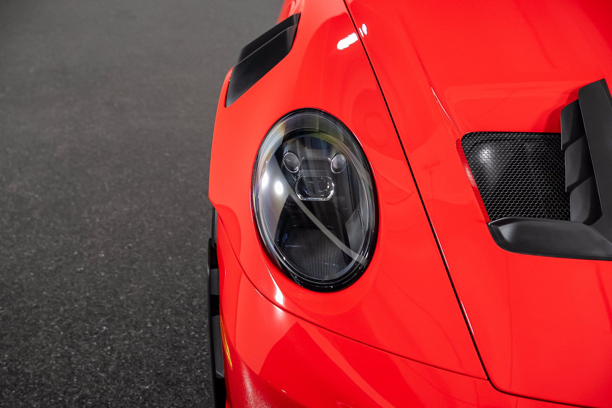 Used 2025 Porsche 911 GT3 RS RWD image 7