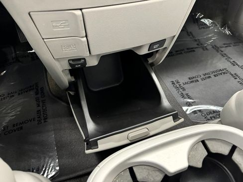 Used 2015 Honda Odyssey EX-L image 32