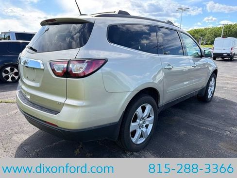 Used 2017 Chevrolet Traverse LT w/ Style and Technology Package AWD/4WD image 5