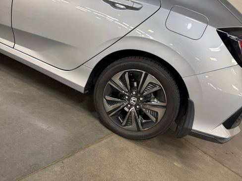 Used 2019 Honda Civic EX image 24
