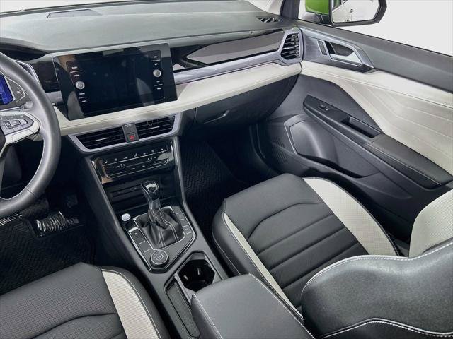 New 2026 Volkswagen Taos SEL AWD/4WD image 24