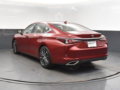 New 2025 Lexus ES 350 w/ Premium Package image 5