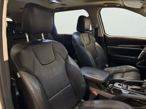Used 2020 Kia Telluride EX image 30