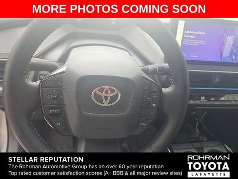 Used 2024 Toyota Prius XLE AWD/4WD image 7