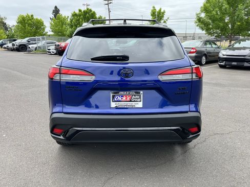 Used 2024 Toyota Corolla Cross AWD Hybrid w/ Convenience Package image 4