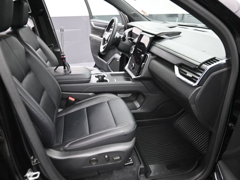 Used 2024 GMC Acadia Elevation w/ Luxury Package image 21