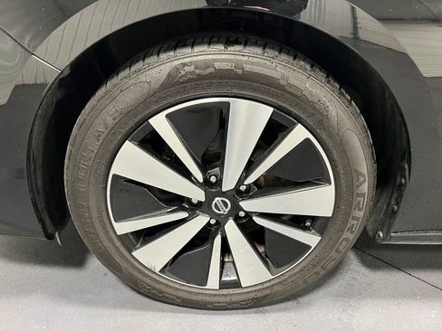 Used 2022 Nissan Altima 2.5 SV image 12