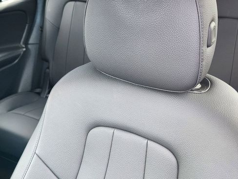 Used 2026 Mercedes-Benz GLB 250 4MATIC image 14