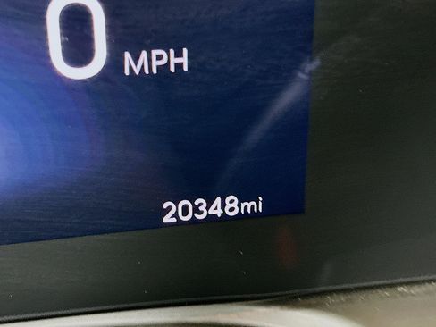 Used 2025 Buick Encore GX Preferred FWD image 19