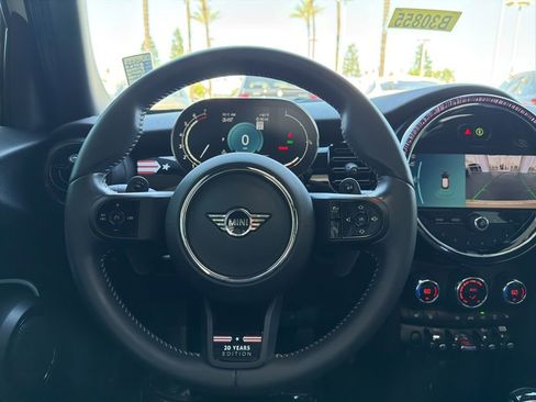 Used 2023 MINI Cooper S FWD image 18