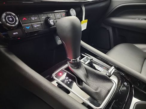 New 2026 Jeep Compass Limited AWD/4WD image 28