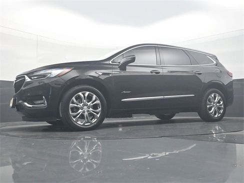 Used 2021 Buick Enclave Avenir w/ Avenir Technology Package image 30