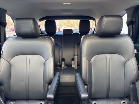 Used 2024 MAZDA CX-90 Plug-In Hybrid w/ Premium Pkg image 16