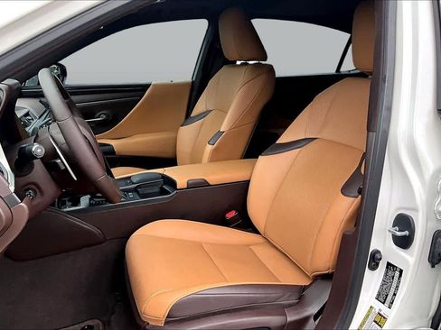 Used 2019 Lexus ES 300h w/ Premium Package FWD image 8