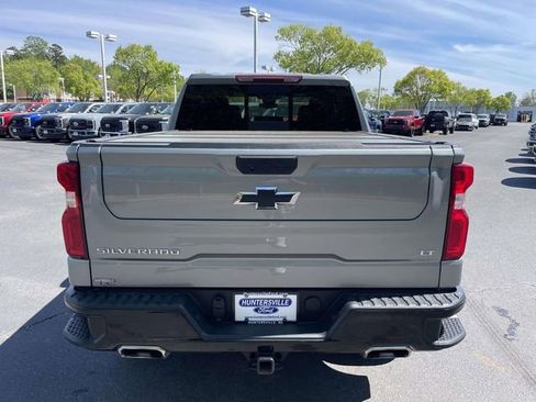 Used 2024 Chevrolet Silverado 1500 LT Trail Boss w/ Convenience Package II image 5