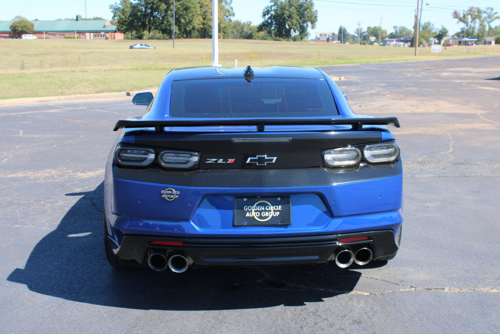 Used 2022 Chevrolet Camaro ZL1 RWD image 8